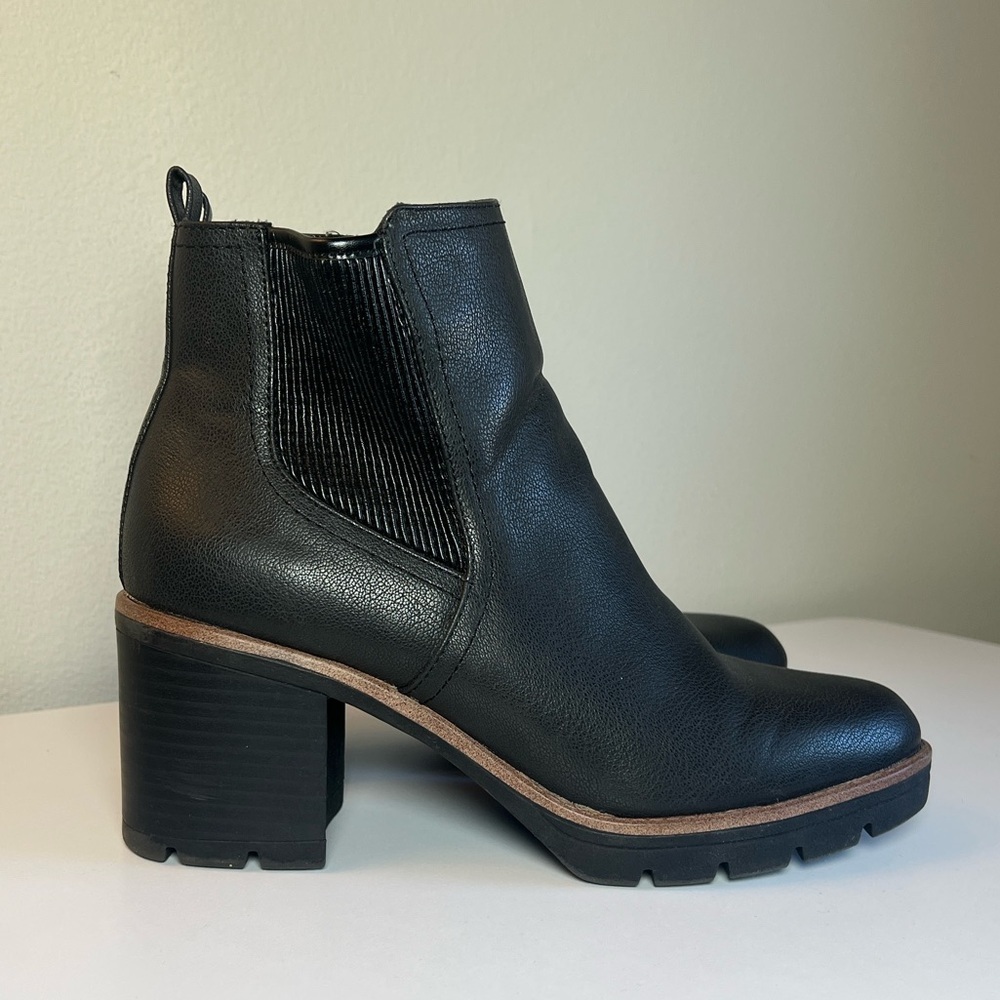 Naturalizer Madalynn Gore Water Repellent Bootie Ankle Boots 10 Wide - Picture 8 of 8